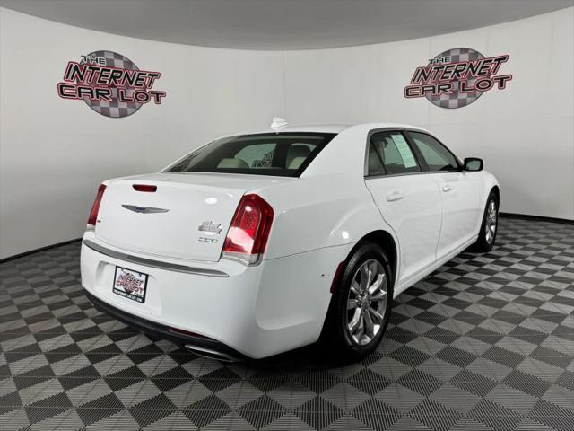 2017 Chrysler 300 Limited AWD