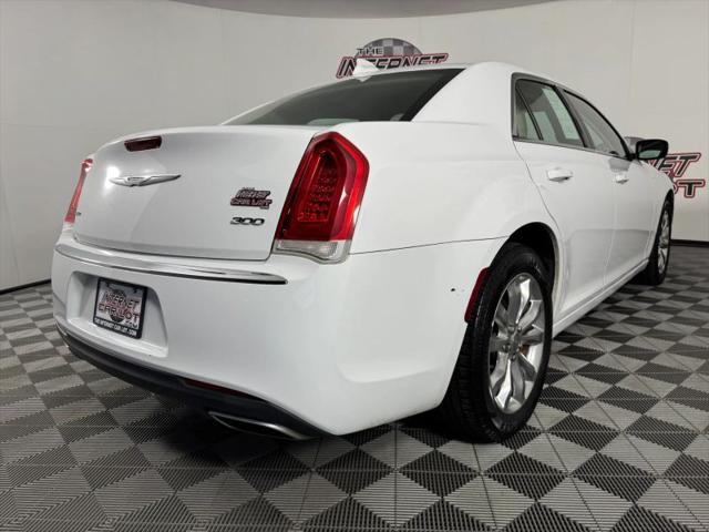 2017 Chrysler 300 Limited AWD