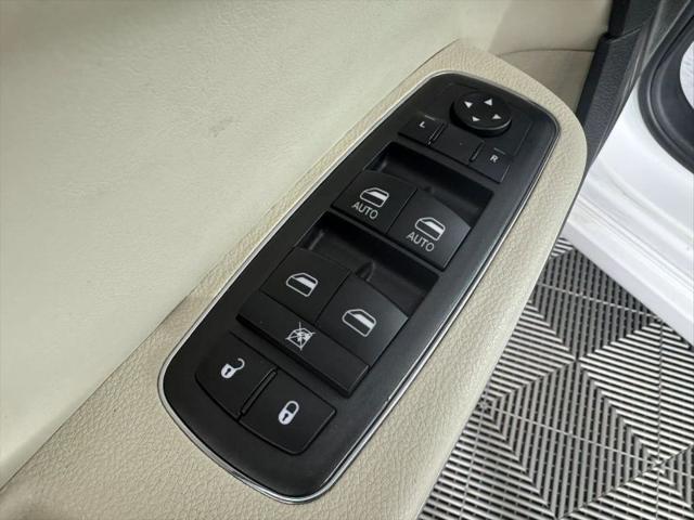 2017 Chrysler 300 Limited AWD