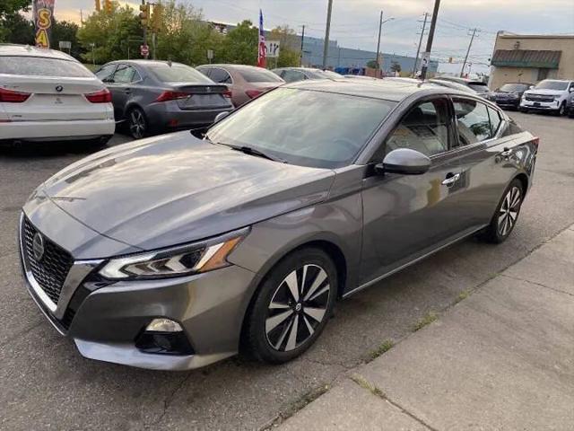 2019 Nissan Altima 2.5 SL for sale in Lapeer, MI