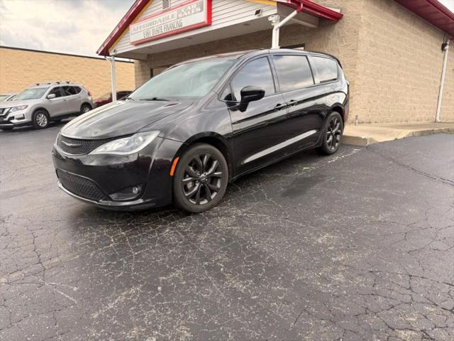 2019 Chrysler Pacifica Touring Plus for sale near Middletown, OH