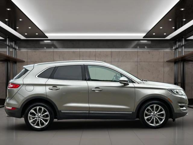 2017 Lincoln MKC Select