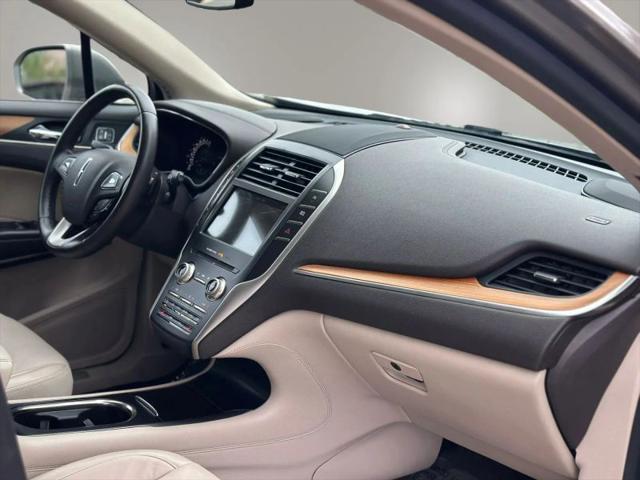 2017 Lincoln MKC Select