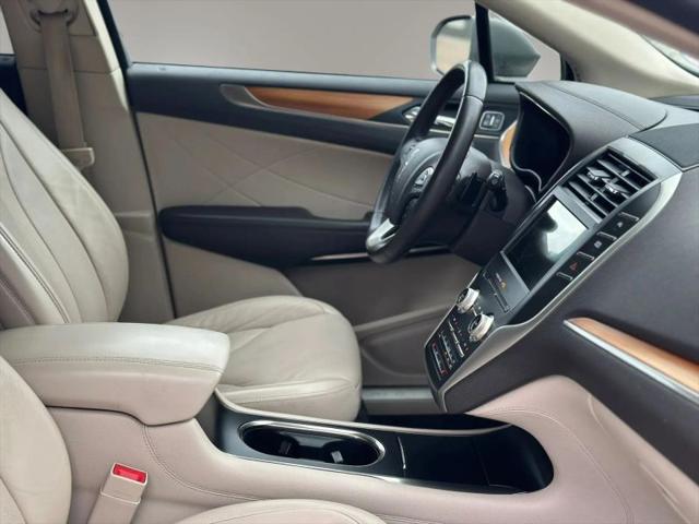 2017 Lincoln MKC Select
