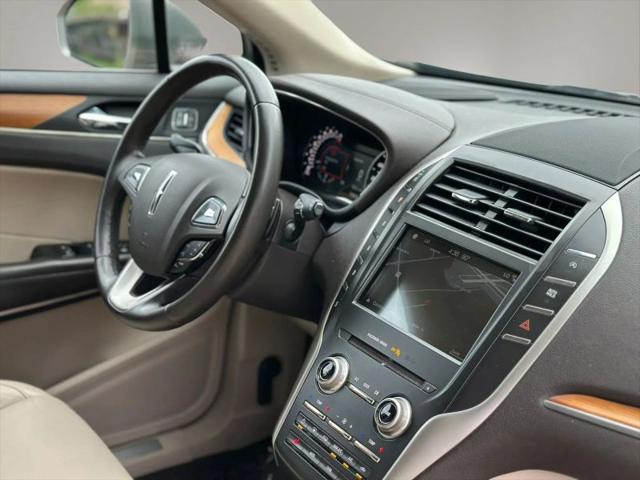 2017 Lincoln MKC Select