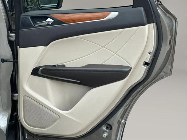 2017 Lincoln MKC Select