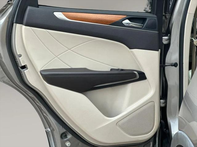 2017 Lincoln MKC Select