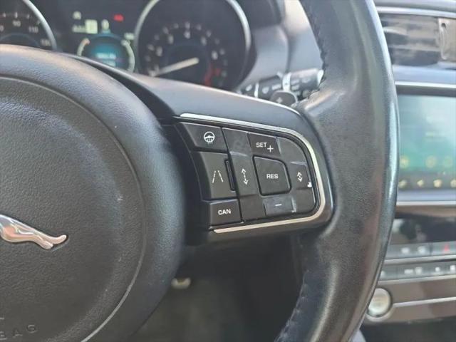 2019 Jaguar F-PACE 25t Premium