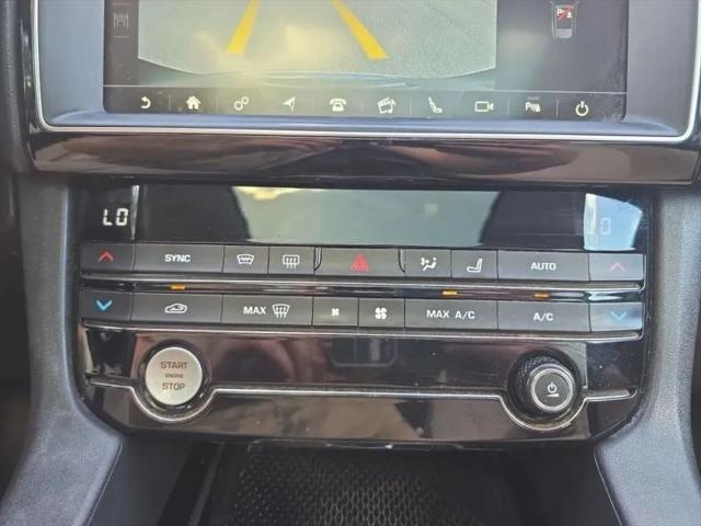 2019 Jaguar F-PACE 25t Premium