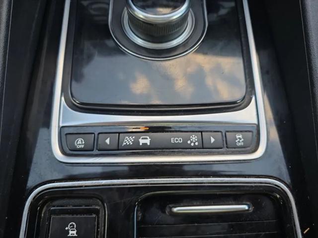 2019 Jaguar F-PACE 25t Premium