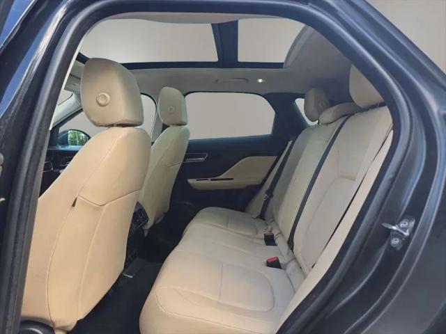 2019 Jaguar F-PACE 25t Premium
