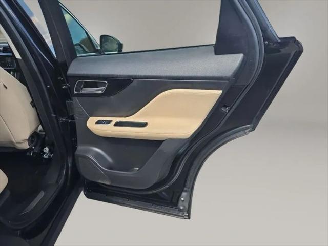 2019 Jaguar F-PACE 25t Premium
