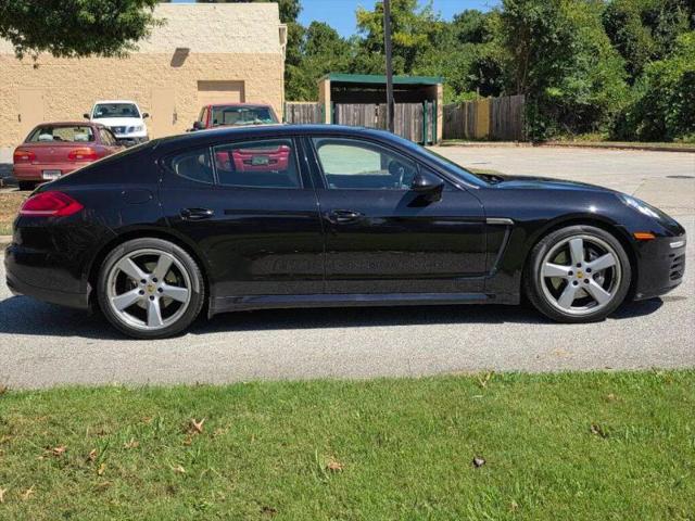 2016 Porsche Panamera Edition