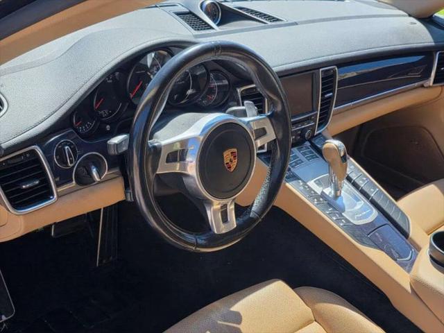 2016 Porsche Panamera Edition