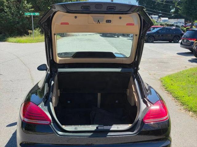 2016 Porsche Panamera Edition