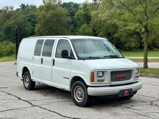 2001 GMC Savana Standard