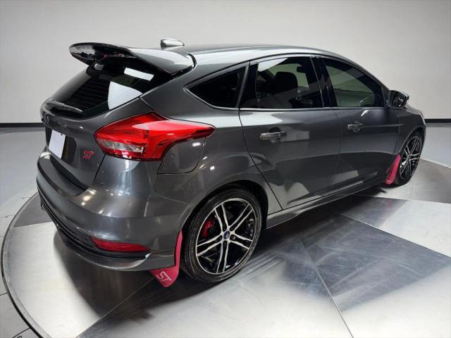 2018 Ford Focus ST