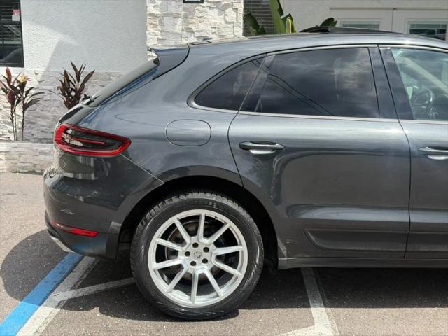 2017 Porsche Macan Base