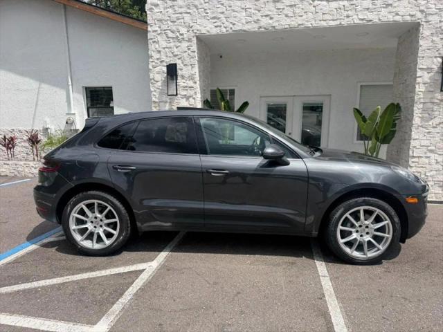 2017 Porsche Macan Base