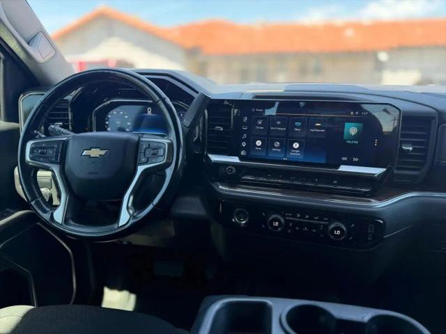 2023 Chevrolet Silverado 1500 2WD Crew Cab Short Bed LT