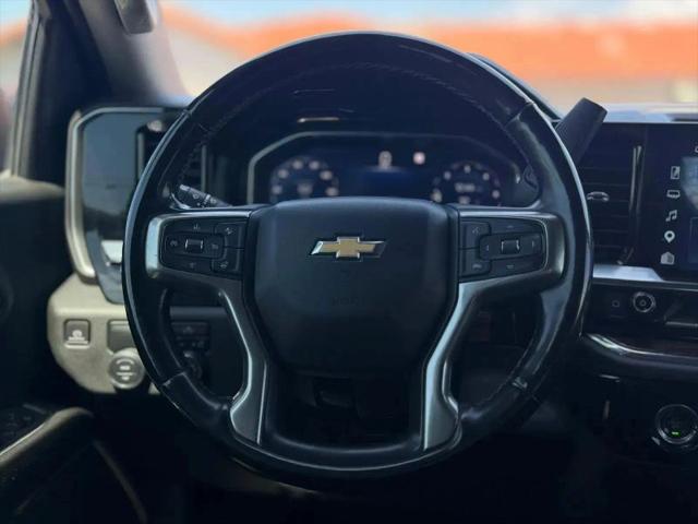 2023 Chevrolet Silverado 1500 2WD Crew Cab Short Bed LT