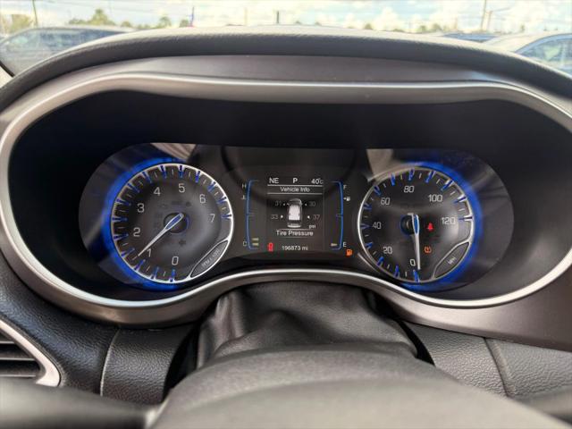 2017 Chrysler Pacifica Touring-L