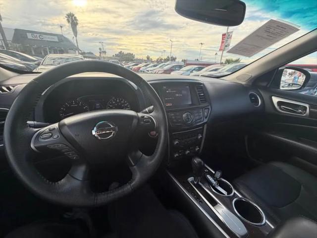 2013 Nissan Pathfinder Platinum