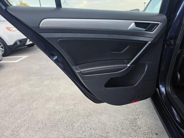 2017 Volkswagen Golf TSI Wolfsburg Edition 4-Door
