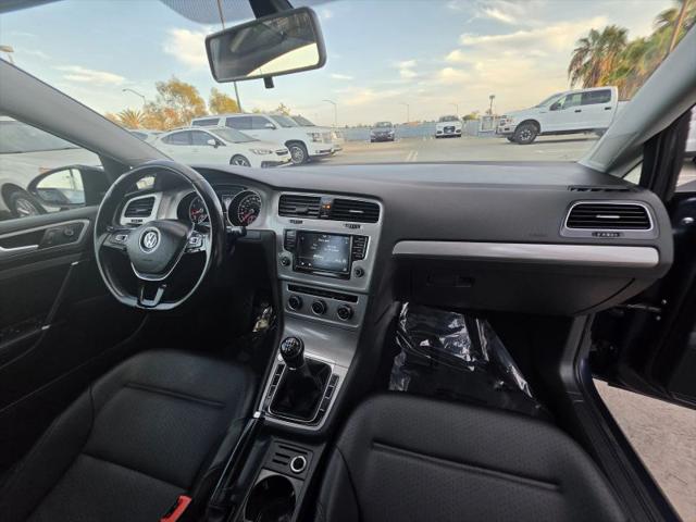 2017 Volkswagen Golf TSI Wolfsburg Edition 4-Door