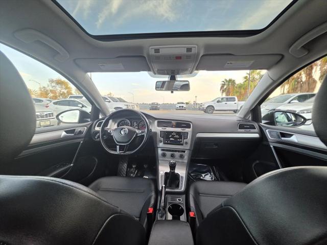 2017 Volkswagen Golf TSI Wolfsburg Edition 4-Door