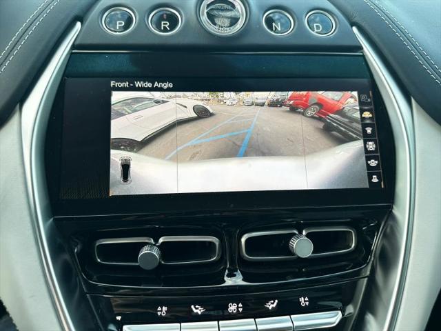 2021 Aston Martin DBX Base