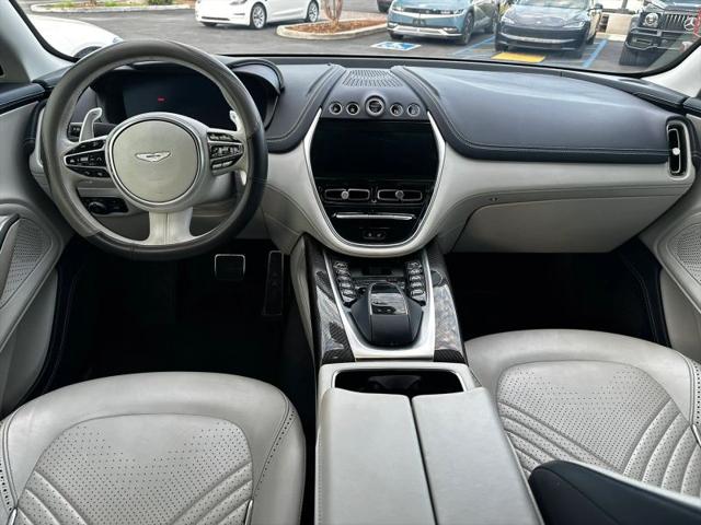 2021 Aston Martin DBX Base