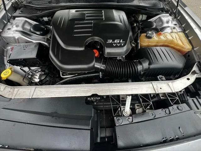 2016 Dodge Challenger SXT
