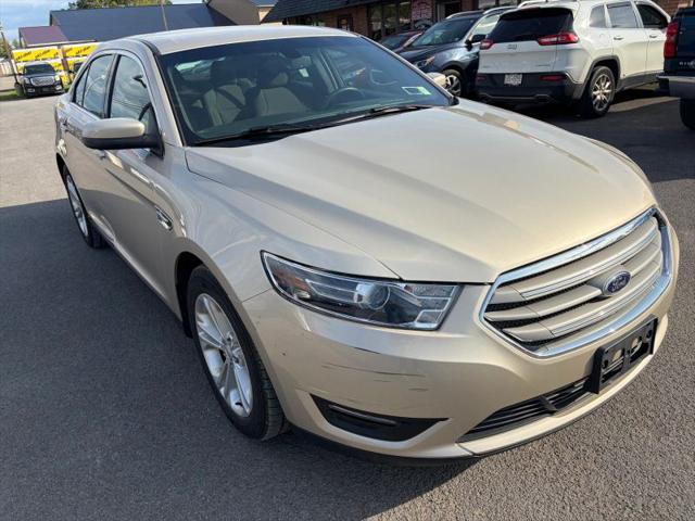 2017 Ford Taurus SEL