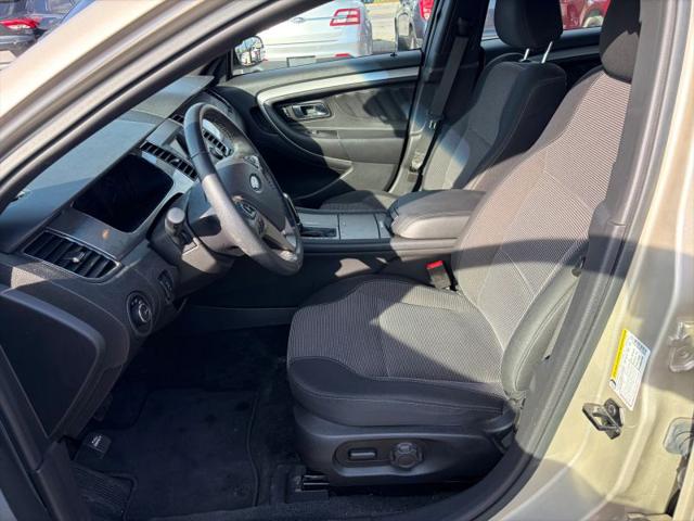 2017 Ford Taurus SEL