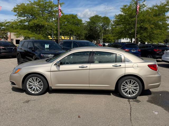2013 Chrysler 200 Limited