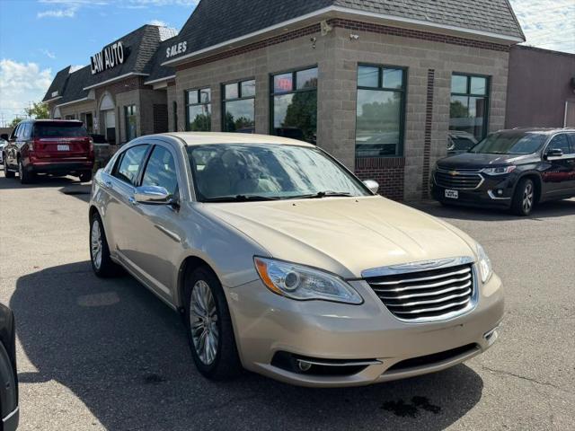 2013 Chrysler 200 Limited