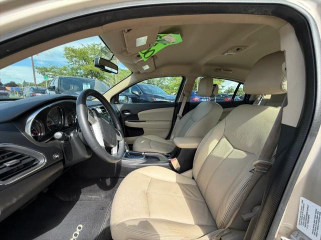 2013 Chrysler 200 Limited