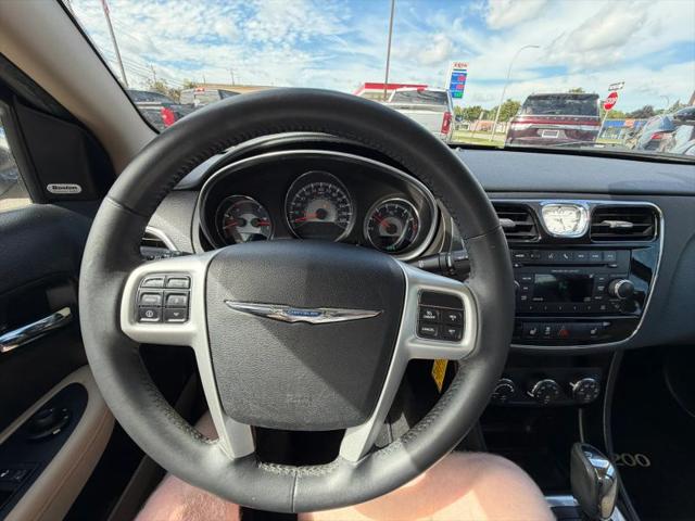 2013 Chrysler 200 Limited