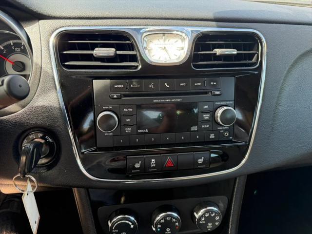 2013 Chrysler 200 Limited