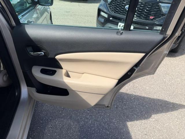 2013 Chrysler 200 Limited