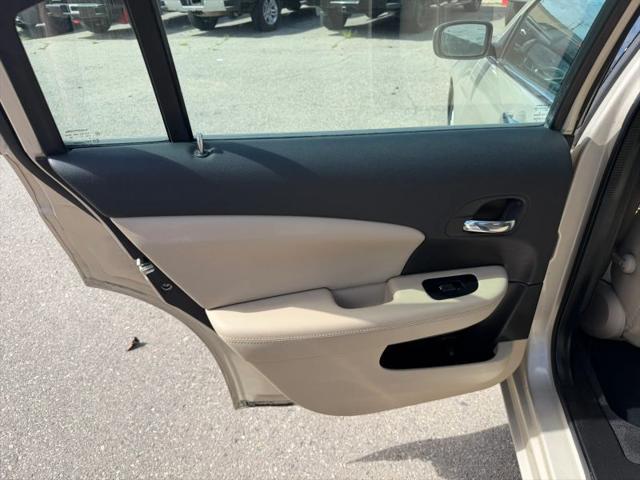 2013 Chrysler 200 Limited