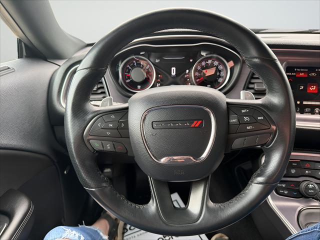 2016 Dodge Challenger R/T Shaker