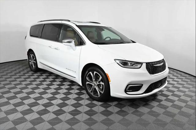 2024 Chrysler Pacifica Pinnacle for sale in Woodstock, GA