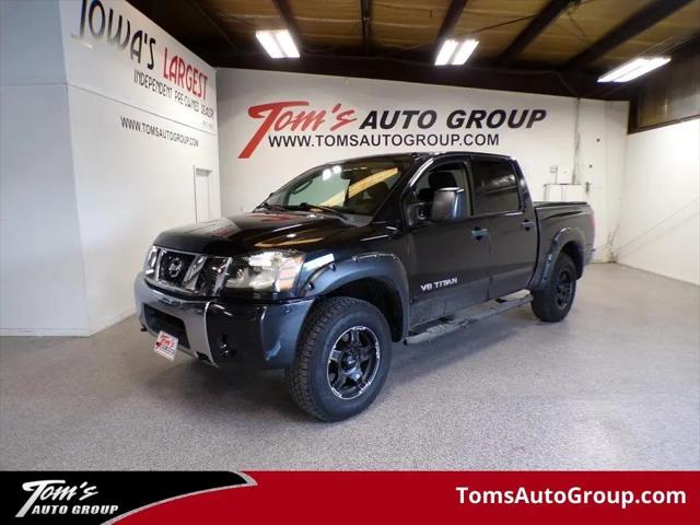 2010 Nissan Titan SE for sale in Des Moines, IA