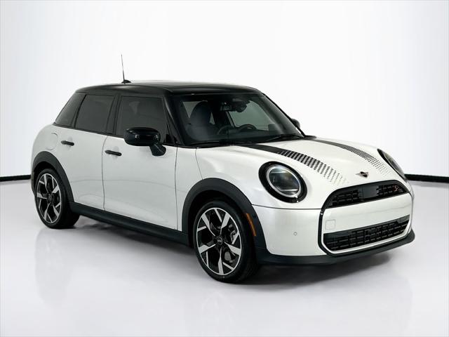2027 MINI Cooper Hardtop Cooper S