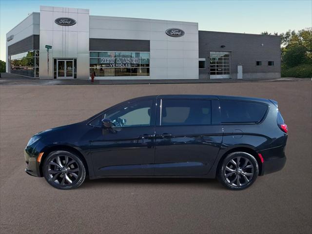 2019 Chrysler Pacifica Touring Plus