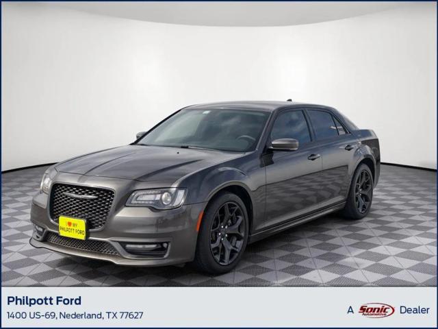 2023 Chrysler 300 Touring L for sale in Nederland, TX