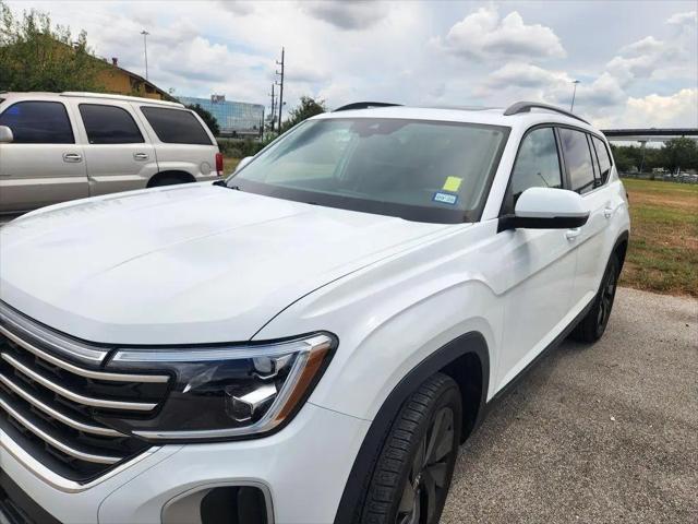 2024 Volkswagen Atlas 2.0T SE w/Technology for sale in Houston, TX