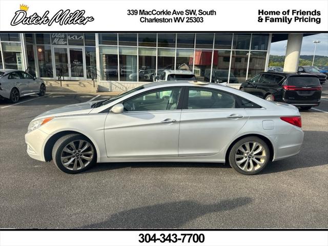 2013 Hyundai Sonata SE for sale in South Charleston, WV